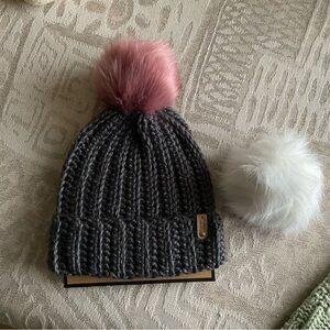 Hand Crocheted Pompom Beanie Winter Hat - Gift Idea ❄️